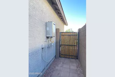 9421 W Montecito Avenue, Phoenix, AZ 85037 - Photo 33