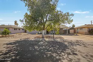 7040 N 22nd Dr, Phoenix, AZ 85021 - Photo 3