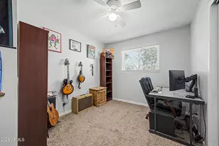 7040 N 22nd Dr, Phoenix, AZ 85021 - Photo 29
