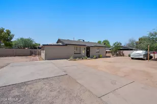 2939 E Angela Dr, Phoenix, AZ 85032 - Photo 3
