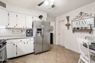 2939 E Angela Dr, Phoenix, AZ 85032 - Photo 11