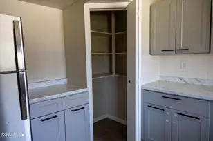 6746 N 43rd Ave, Glendale, AZ 85301 - Photo 15
