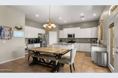 2843 E Lexington Court, Gilbert, AZ 85234 - Photo 9