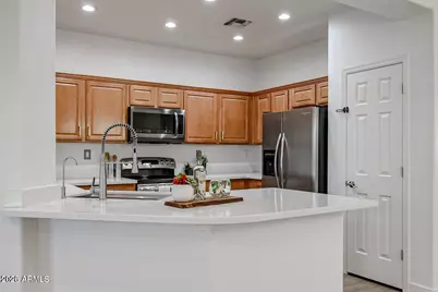 39768 N High Noon Way, Phoenix, AZ 85086 - Photo 5