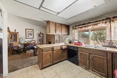 6029 W Desert Hills Drive, Glendale, AZ 85304 - Photo 15