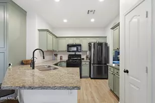 3571 S Loback Ln, Gilbert, AZ 85297 - Photo 9