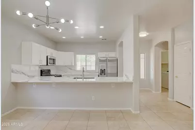 2043 N Holguin Way, Chandler, AZ 85225 - Photo 5