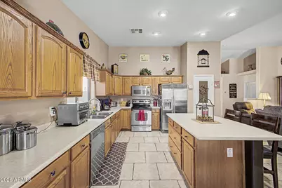 17212 W Ashley Drive, Goodyear, AZ 85338 - Photo 15