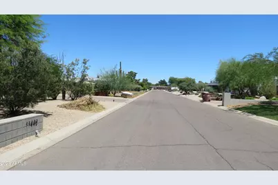 11440 N 65th Street, Scottsdale, AZ 85254 - Photo 15