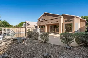 908 E Mountain Sage Dr, Phoenix, AZ 85048 - Photo 43