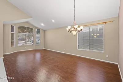 908 E Mountain Sage Drive, Phoenix, AZ 85048 - Photo 5