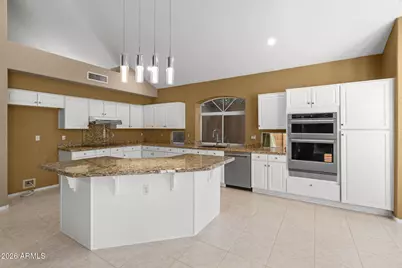 908 E Mountain Sage Drive, Phoenix, AZ 85048 - Photo 13