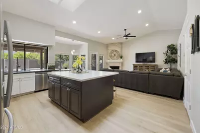 5701 E Anderson Drive, Scottsdale, AZ 85254 - Photo 3