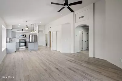 18801 N 1st Avenue, Phoenix, AZ 85027 - Photo 19