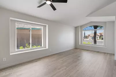 18801 N 1st Avenue, Phoenix, AZ 85027 - Photo 9