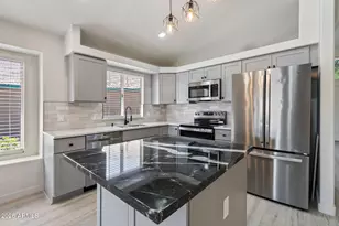 18801 N 1st Ave, Phoenix, AZ 85027 - Photo 15