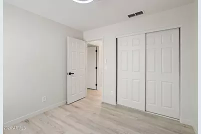 18801 N 1st Avenue, Phoenix, AZ 85027 - Photo 37