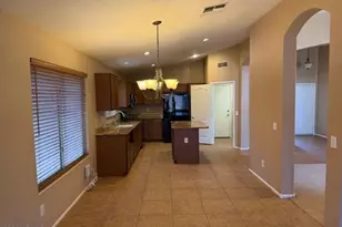 43194 W Sunland Dr, Maricopa, AZ 85138 - Photo 3