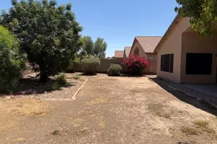 43194 W Sunland Dr, Maricopa, AZ 85138 - Photo 17