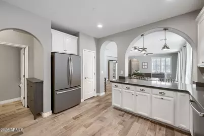 29021 N 125th Lane, Peoria, AZ 85383 - Photo 9