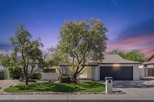 2347 E Mescal St, Phoenix, AZ 85028 - Photo 1