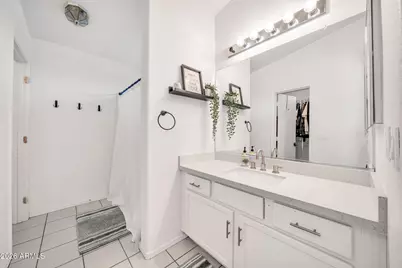 6226 W Illini Street, Phoenix, AZ 85043 - Photo 11
