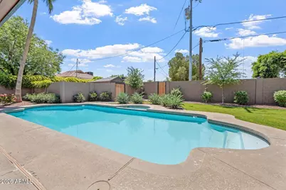 735 E Northern Avenue, Phoenix, AZ 85020 - Photo 25