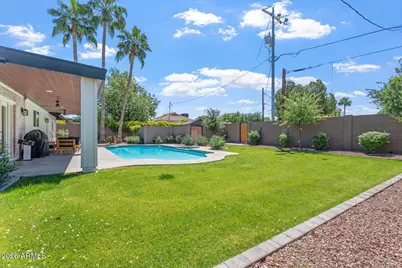 735 E Northern Avenue, Phoenix, AZ 85020 - Photo 27
