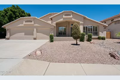 846 E Constitution Drive, Gilbert, AZ 85296 - Photo 1