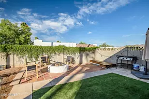2438 E Cheryl Dr, Phoenix, AZ 85028 - Photo 33