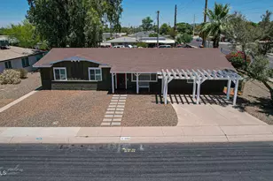 2302 W Berridge Ln, Phoenix, AZ 85015 - Photo 1
