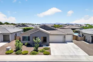 8025 W Gardenia Ave, Glendale, AZ 85303 - Photo 57