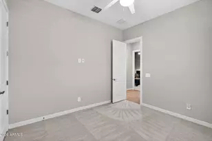 8025 W Gardenia Ave, Glendale, AZ 85303 - Photo 37