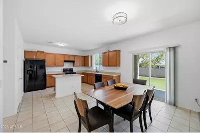 7129 W Solano Drive N, Glendale, AZ 85303 - Photo 11