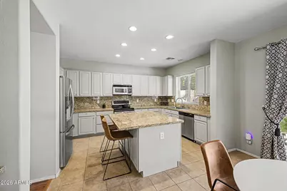 4543 E Franklin Avenue, Gilbert, AZ 85295 - Photo 17