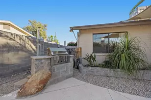 1348 W Renee Dr, Phoenix, AZ 85027 - Photo 31