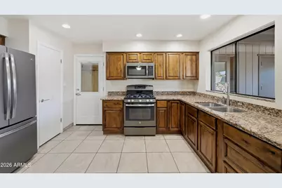 1348 W Renee Drive, Phoenix, AZ 85027 - Photo 7