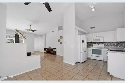1948 E Carla Vista Drive, Chandler, AZ 85225 - Photo 9