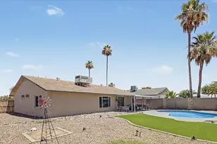 5625 W Grovers Ave, Glendale, AZ 85308 - Photo 1