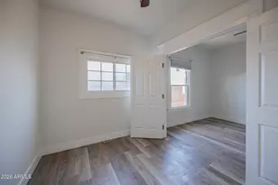 831 N 10th St, Phoenix, AZ 85006 - Photo 17