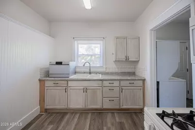831 N 10th Street, Phoenix, AZ 85006 - Photo 11