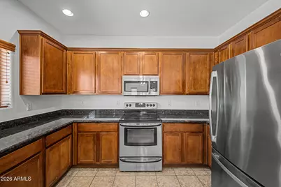 2929 N 37th Street #7, Phoenix, AZ 85018 - Photo 1