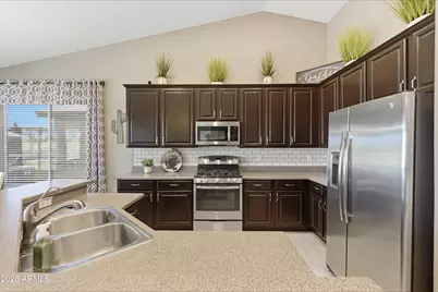 237 S 122nd Avenue, Avondale, AZ 85323 - Photo 3