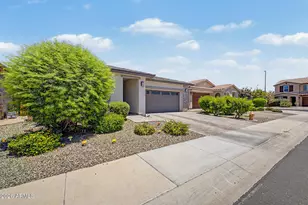 752 E Constitution Dr, Gilbert, AZ 85296 - Photo 1