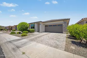752 E Constitution Dr, Gilbert, AZ 85296 - Photo 3