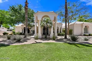 8669 E Davenport Dr, Scottsdale, AZ 85260 - Photo 7