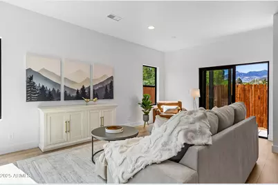 302 W Oak Avenue #4, Flagstaff, AZ 86001 - Photo 3