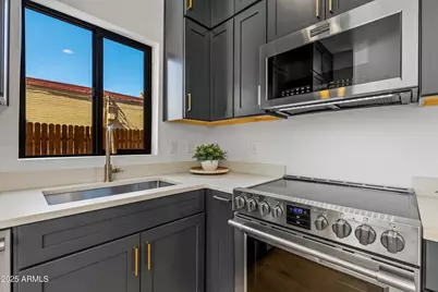 302 W Oak Avenue #4, Flagstaff, AZ 86001 - Photo 11