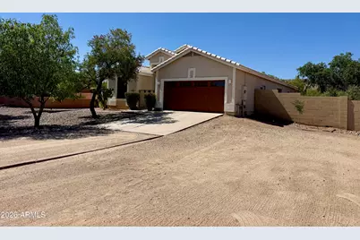 38719 N 7th Street, Phoenix, AZ 85086 - Photo 1