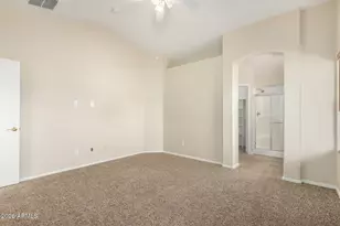 3220 E Kerry Ln, Phoenix, AZ 85050 - Photo 9